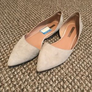 Audrey Brooke grey flats